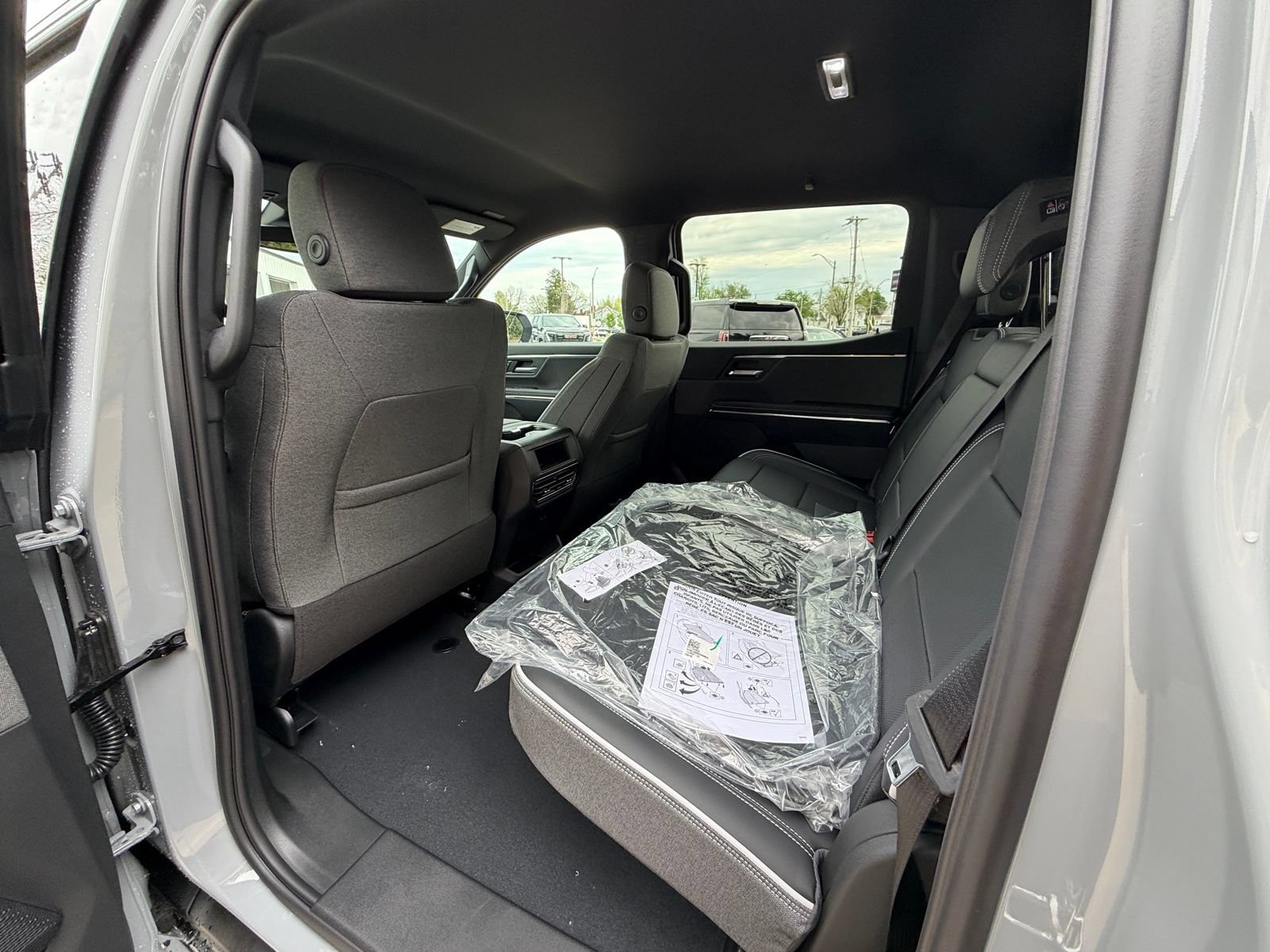 New 2026 GMC Sierra EV Elevation AWD/4WD image 5