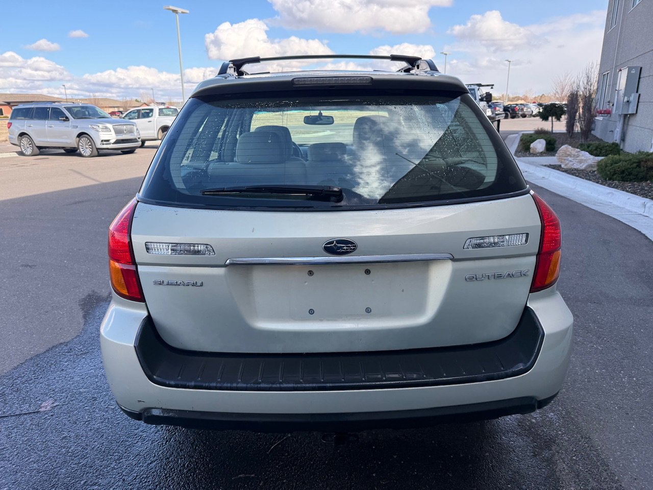 Used 2007 Subaru Outback 2.5i image 6