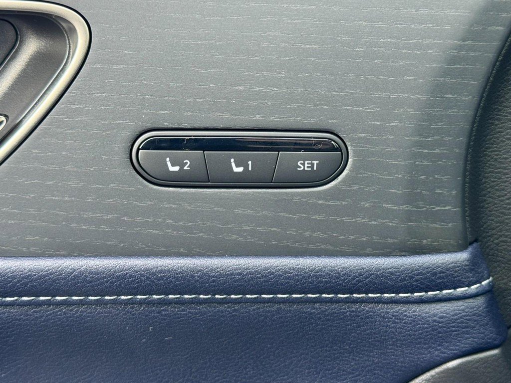 New 2026 INFINITI QX80 4WD image 10