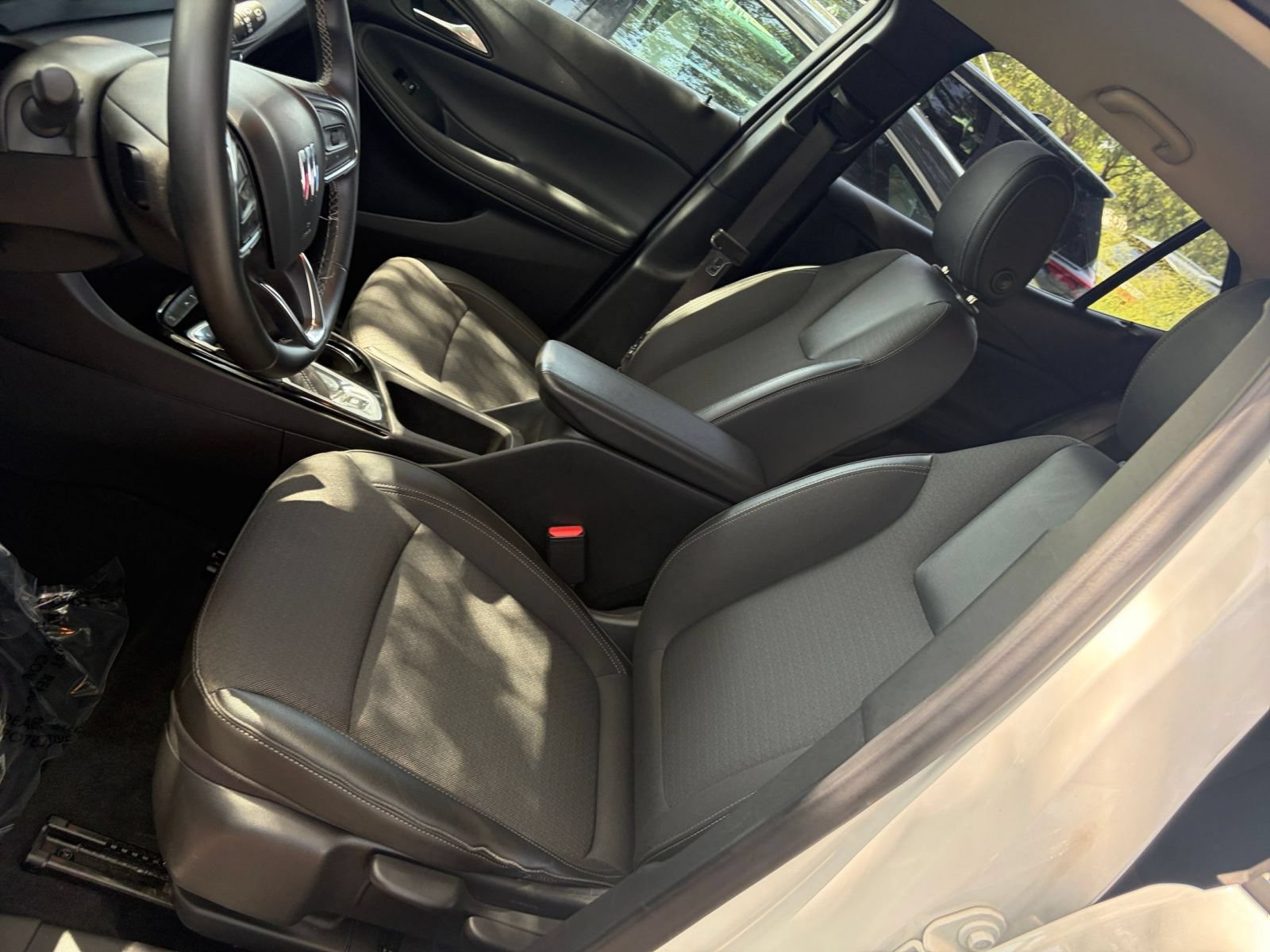 Used 2025 Buick Encore GX Preferred FWD image 35