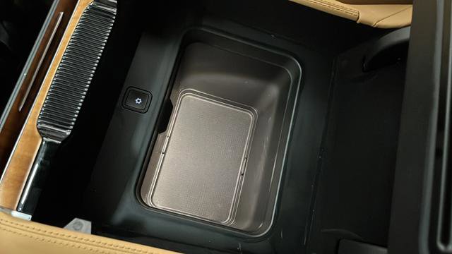 Used 2024 Jeep Grand Wagoneer Series III image 41