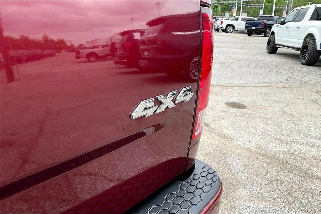 Used 2017 RAM 1500 Express image 32