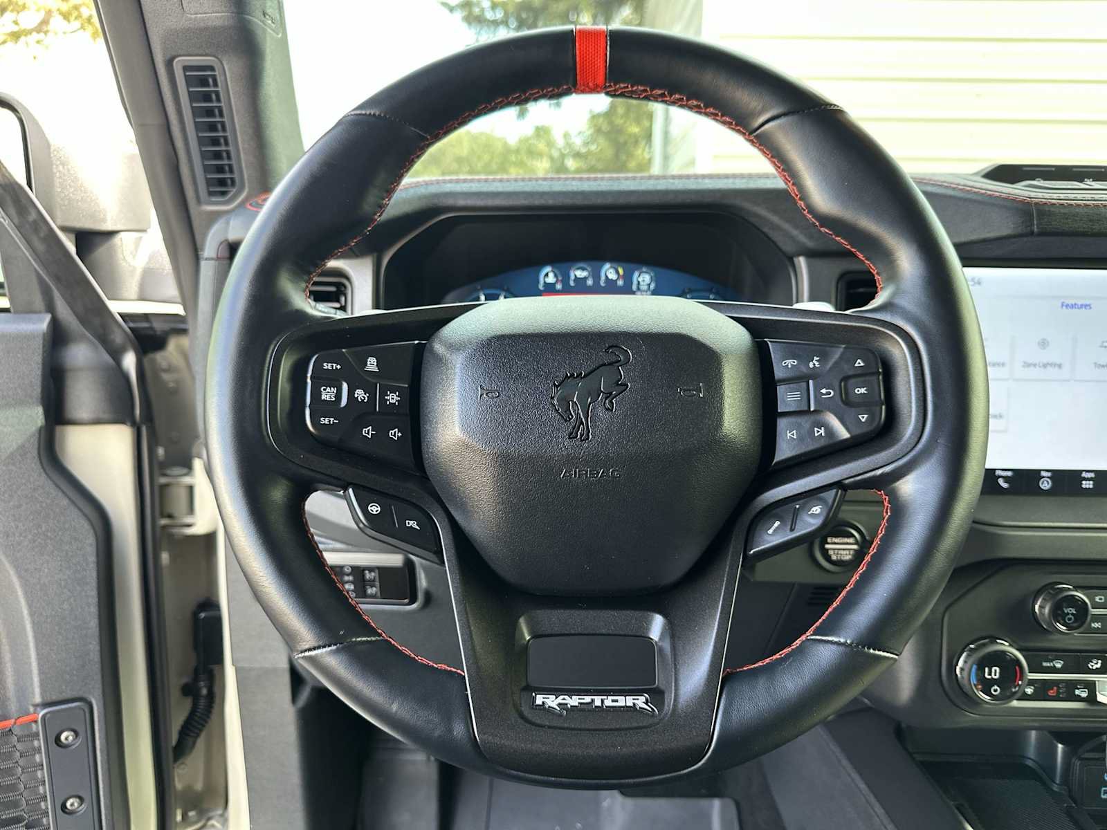 Used 2025 Ford Bronco Raptor AWD/4WD image 20