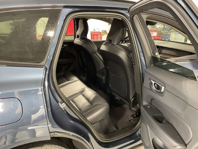 Used 2023 Volvo XC60 B5 Plus w/ Climate Package image 13