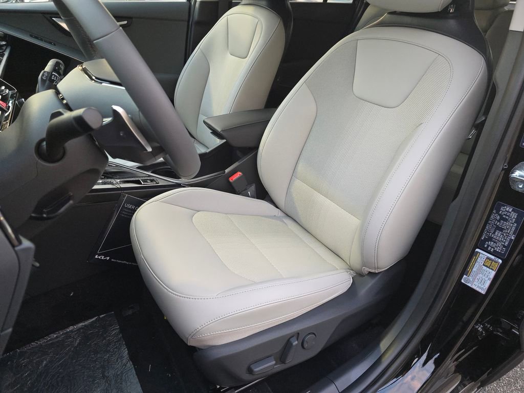 New 2025 Kia Niro EX image 23