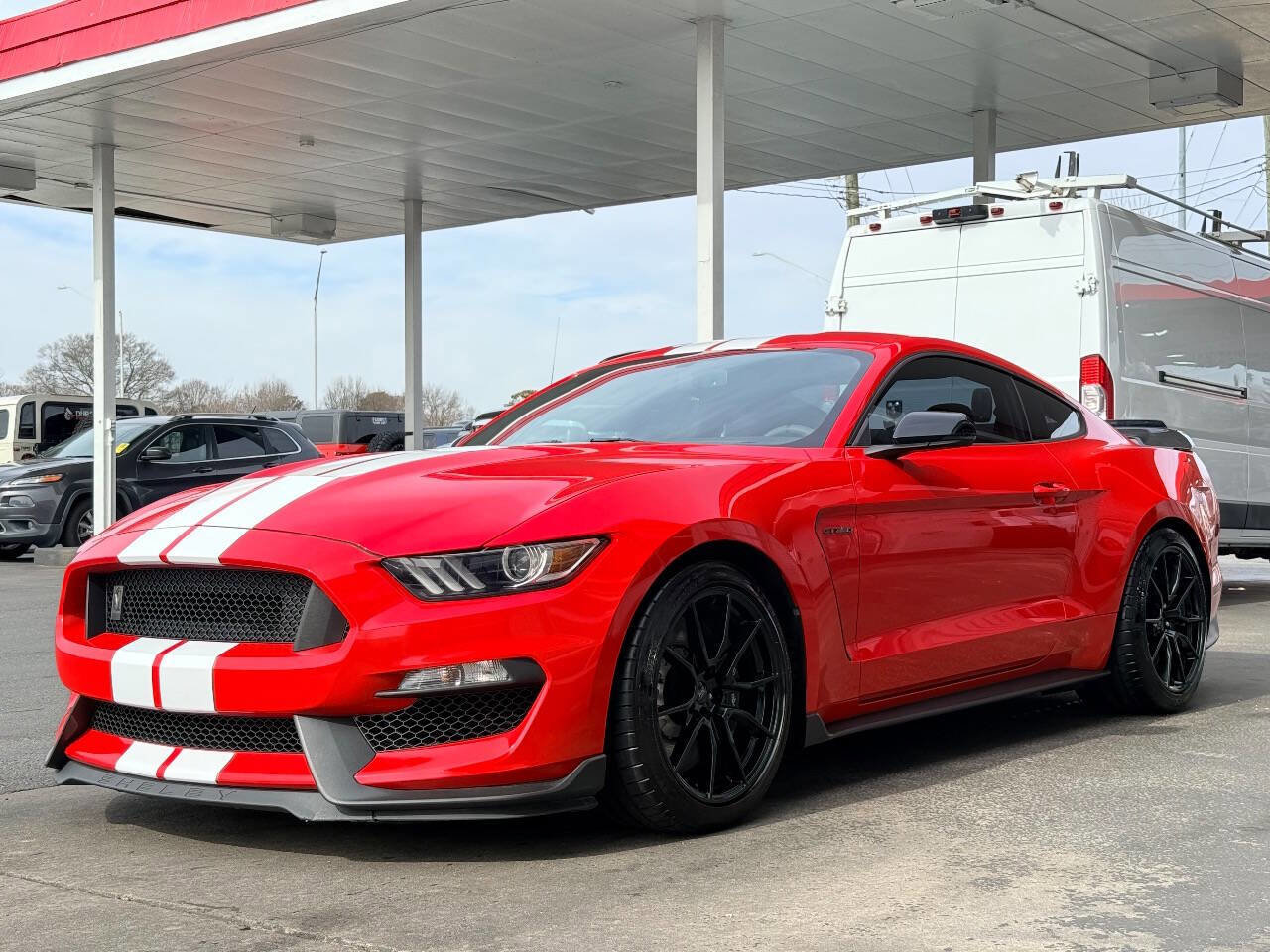 Used 2020 Ford Mustang Shelby GT350 w/ Technology Package image 6