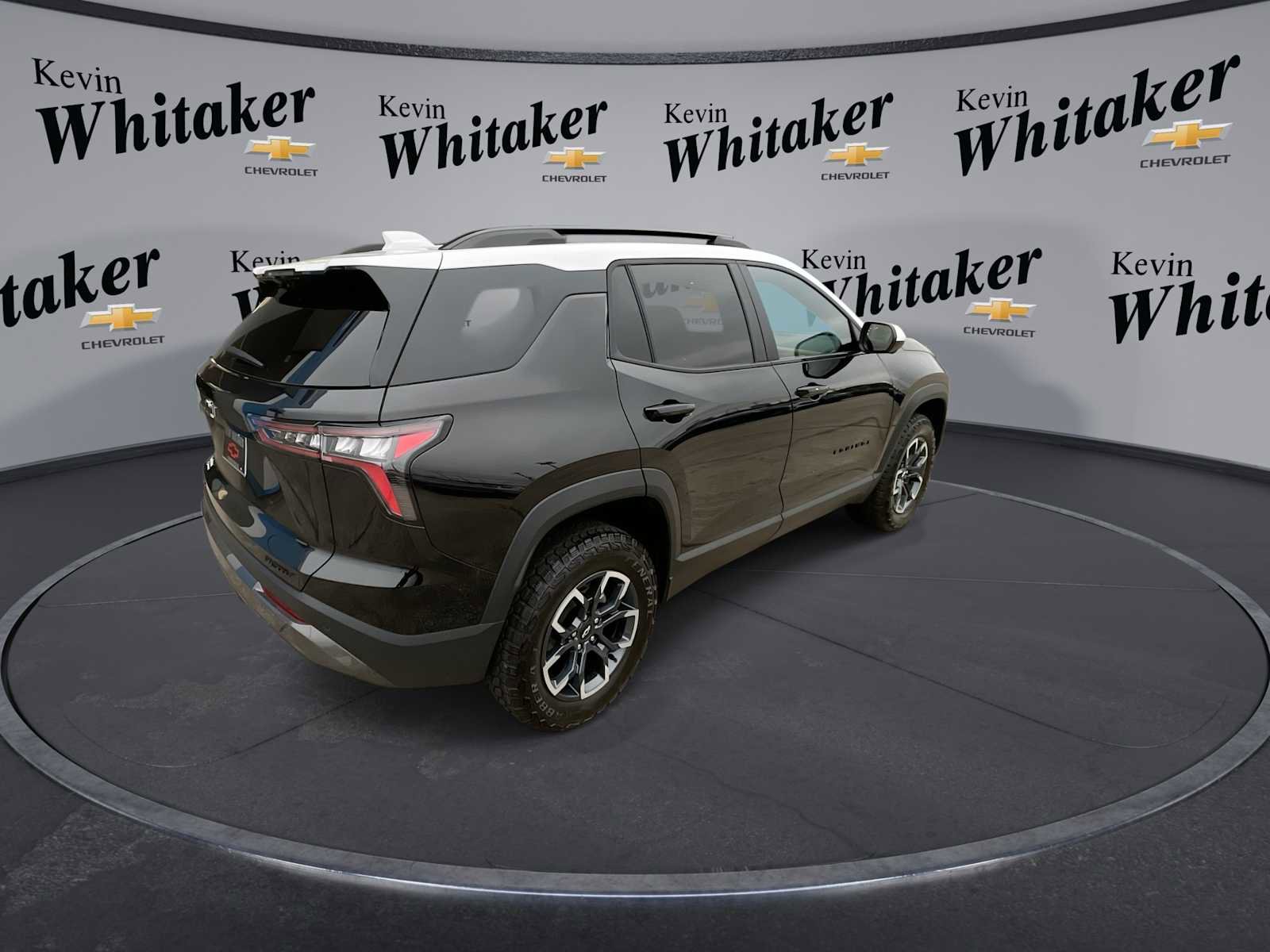 Used 2025 Chevrolet Equinox ACTIV w/ Safety and Technology Package image 8