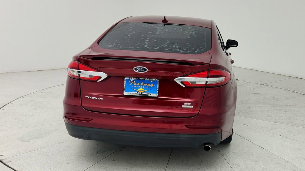 Used 2019 Ford Fusion SE w/ Equipment Group 151A image 7