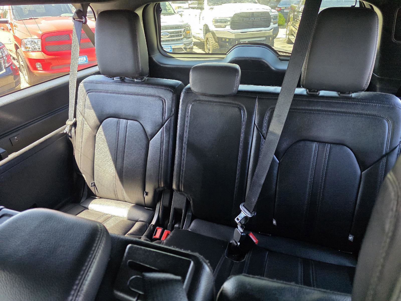 Used 2021 Ford Expedition Max Limited AWD/4WD image 14