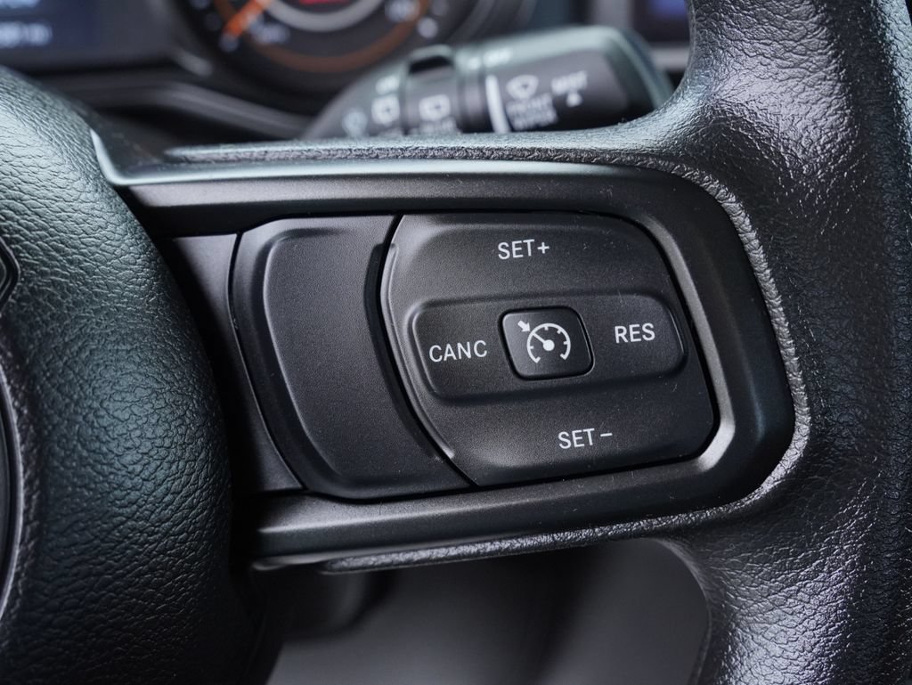 Certified 2026 Jeep Wrangler Sport AWD/4WD image 15