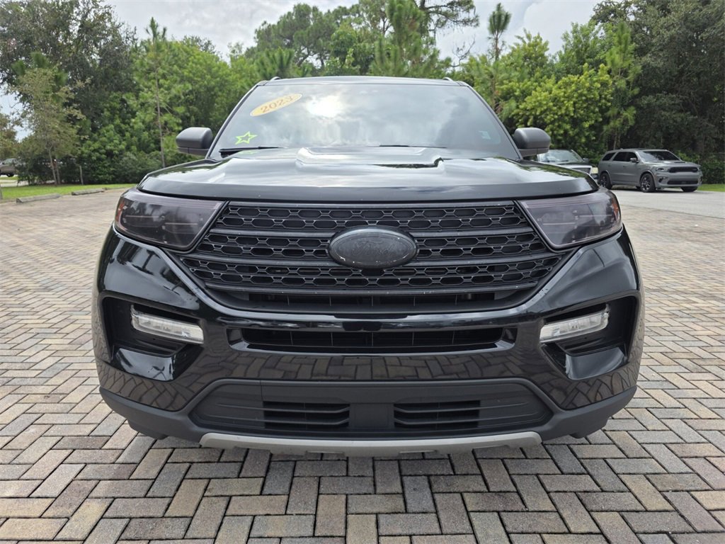 Used 2023 Ford Explorer XLT w/ Equipment Group 202A image 2