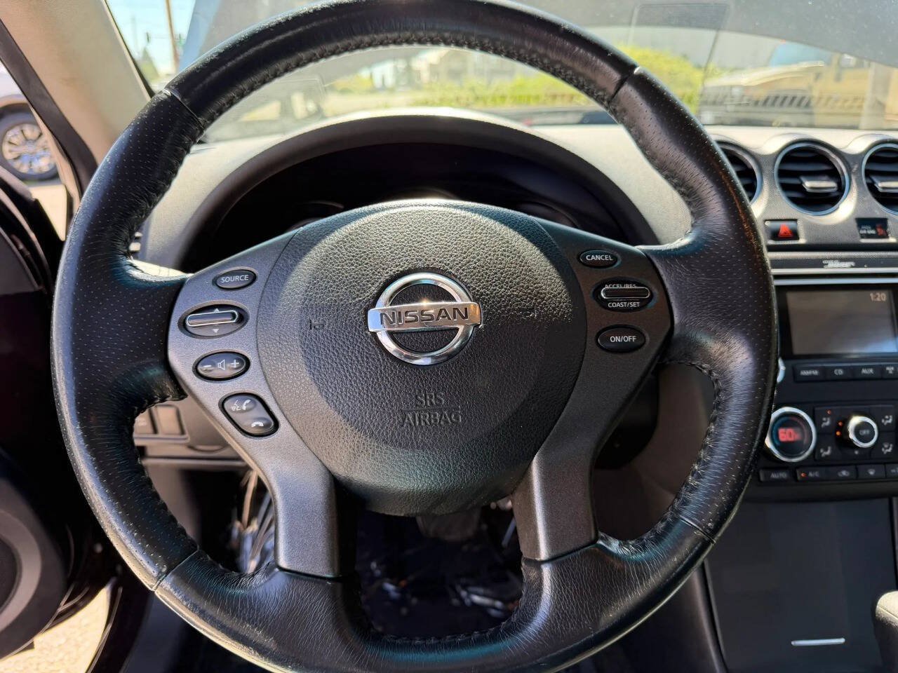 Used 2010 Nissan Altima 2.5 S w/ Premium Pkg FWD image 20