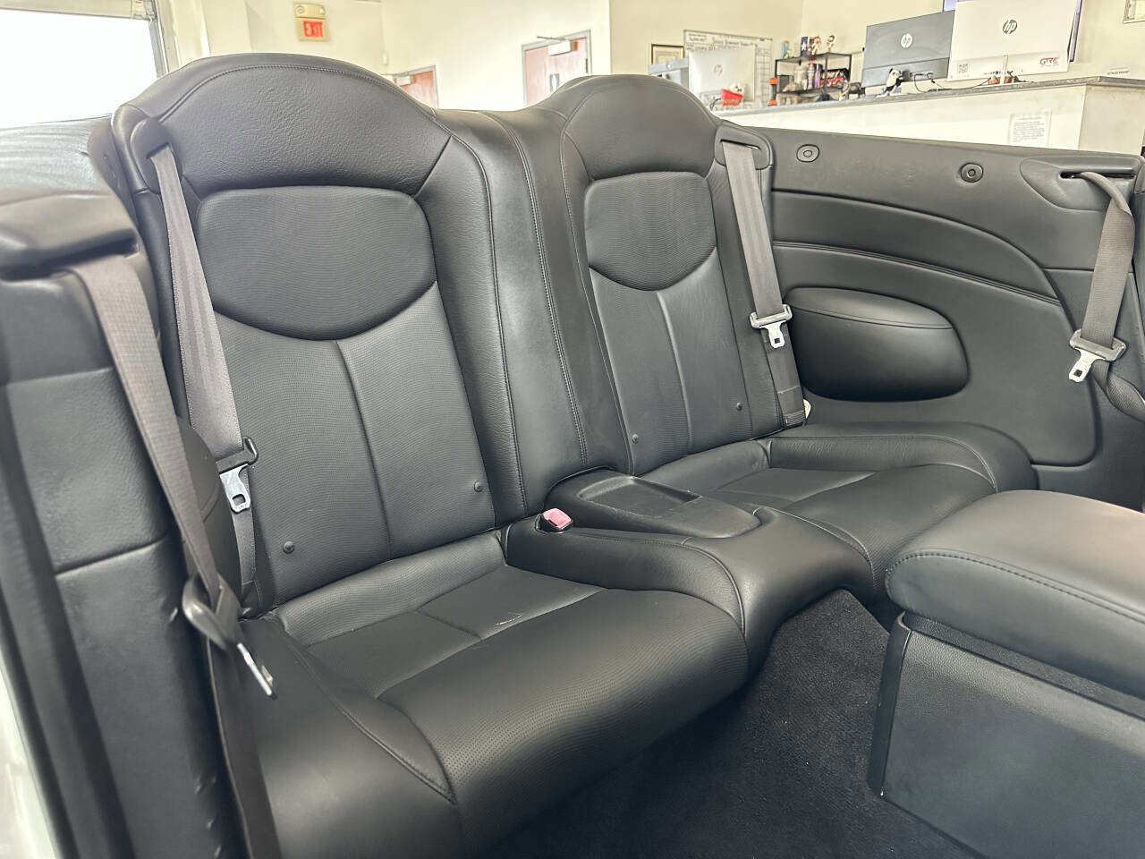 Used 2009 INFINITI G37 Base 2dr Convertible w/ Premium Pkg RWD image 15