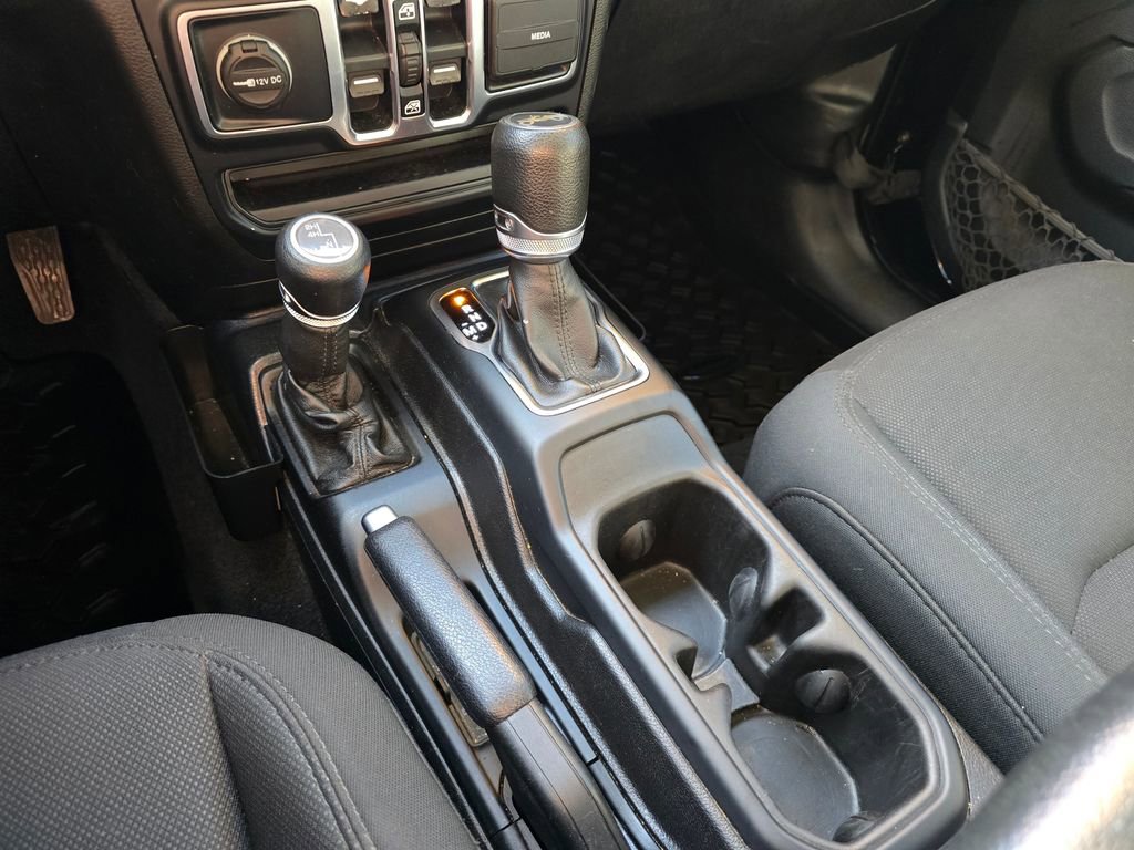 Used 2019 Jeep Wrangler Unlimited Sport S image 24