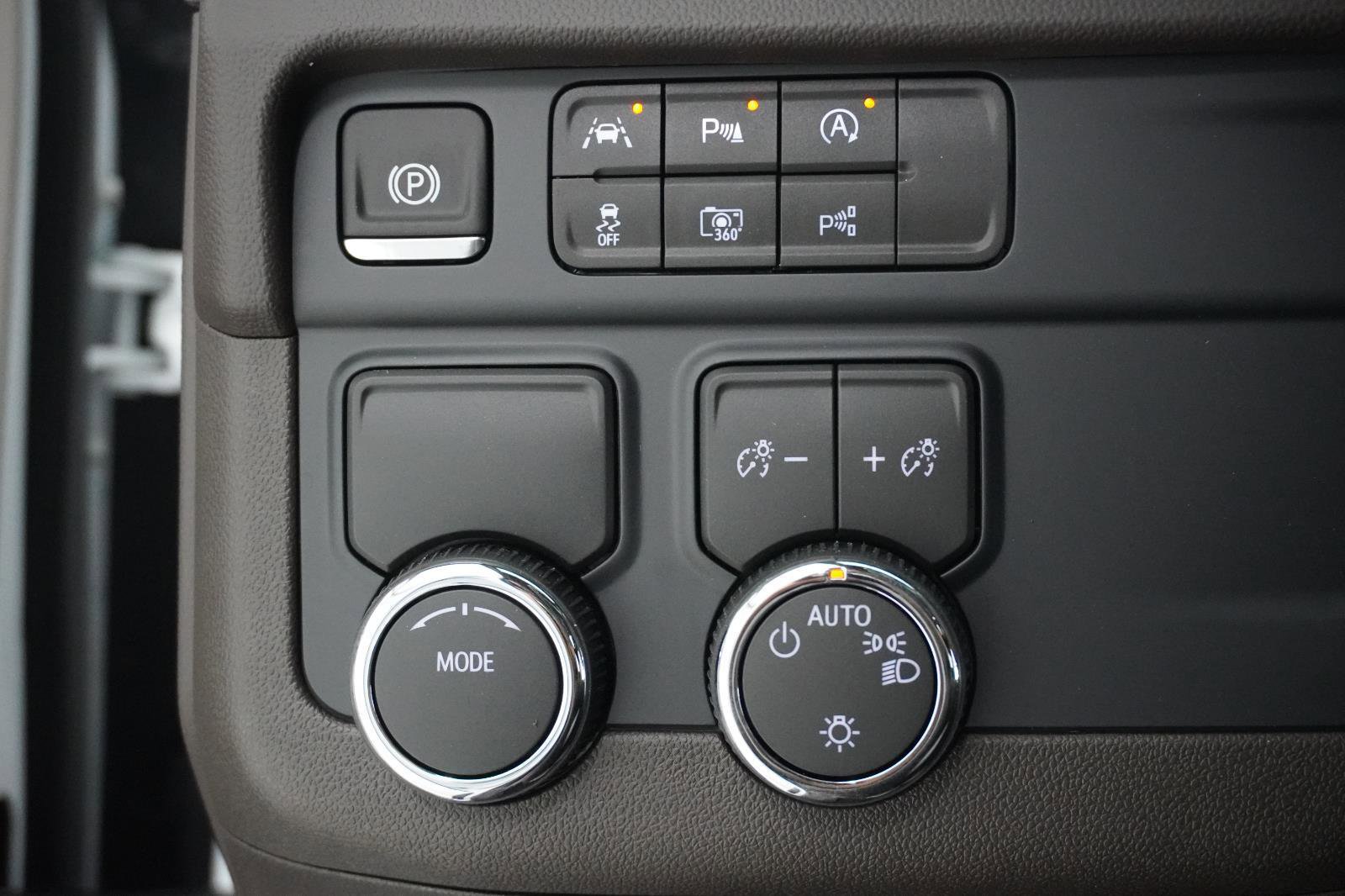 New 2026 Chevrolet Tahoe LS image 18