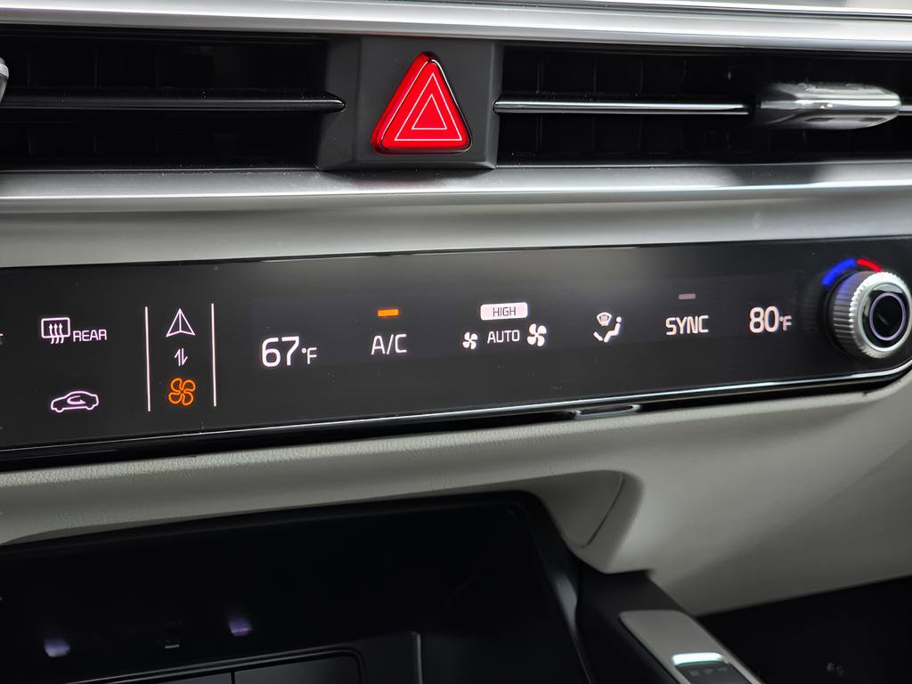 Used 2025 Kia Sorento EX w/ Panoramic Sunroof Package image 33