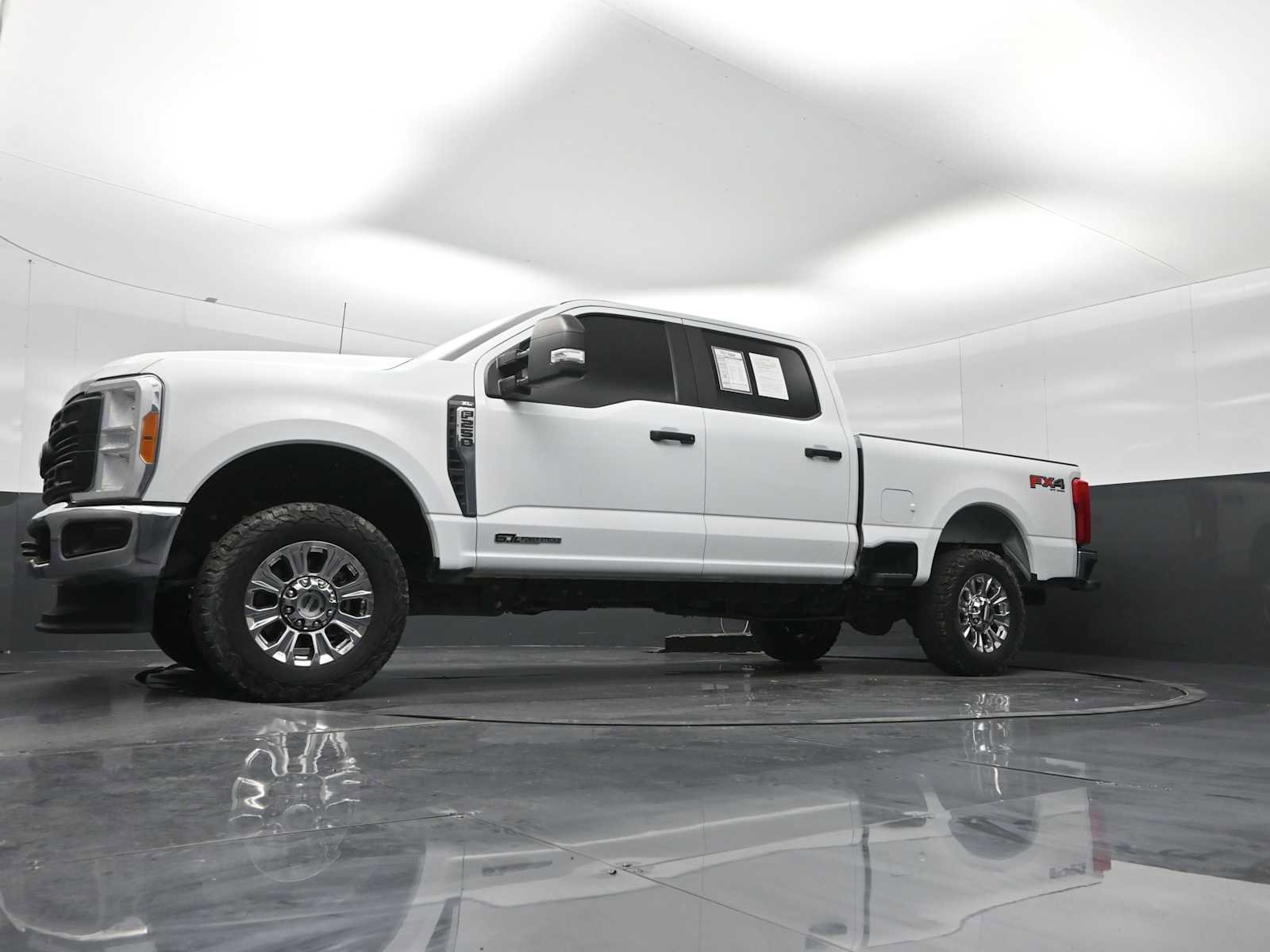 Used 2023 Ford F250 XL w/ FX4 Off-Road Package image 29
