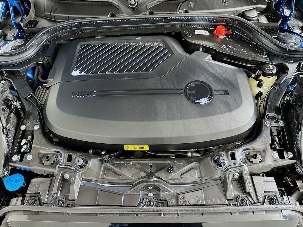 Certified 2024 MINI Cooper SE FWD image 31