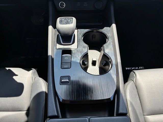 Certified 2023 Nissan Rogue SL w/ SL Premium Package FWD image 16