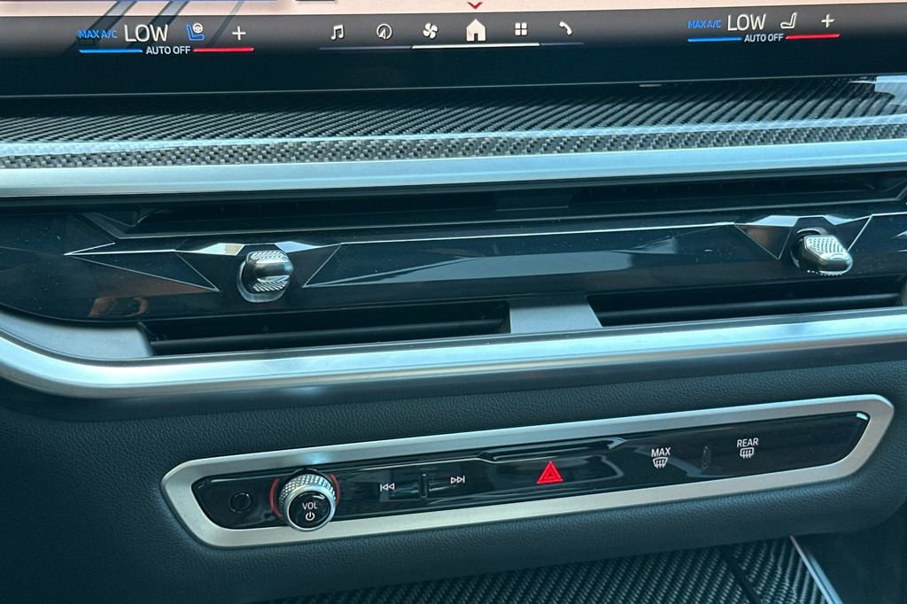 New 2026 BMW X5 M60i w/ Executive Package image 24