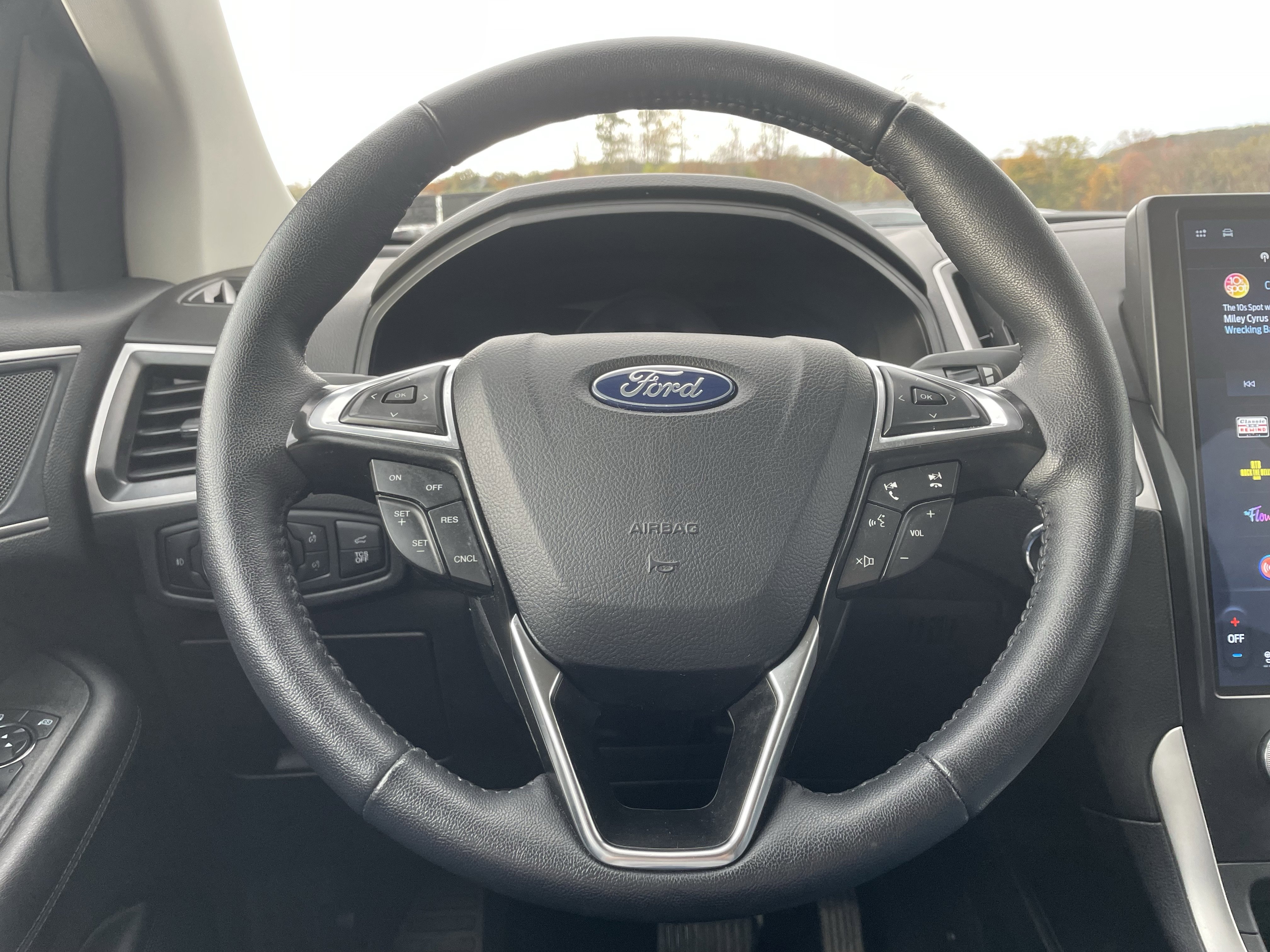 Used 2024 Ford Edge SEL w/ Convenience Package video 4