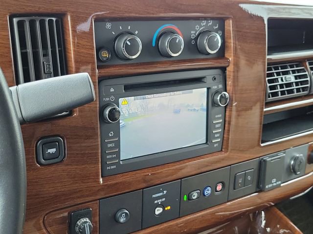 Used 2020 Chevrolet Express 2500 w/ Enhanced Convenience Package image 17