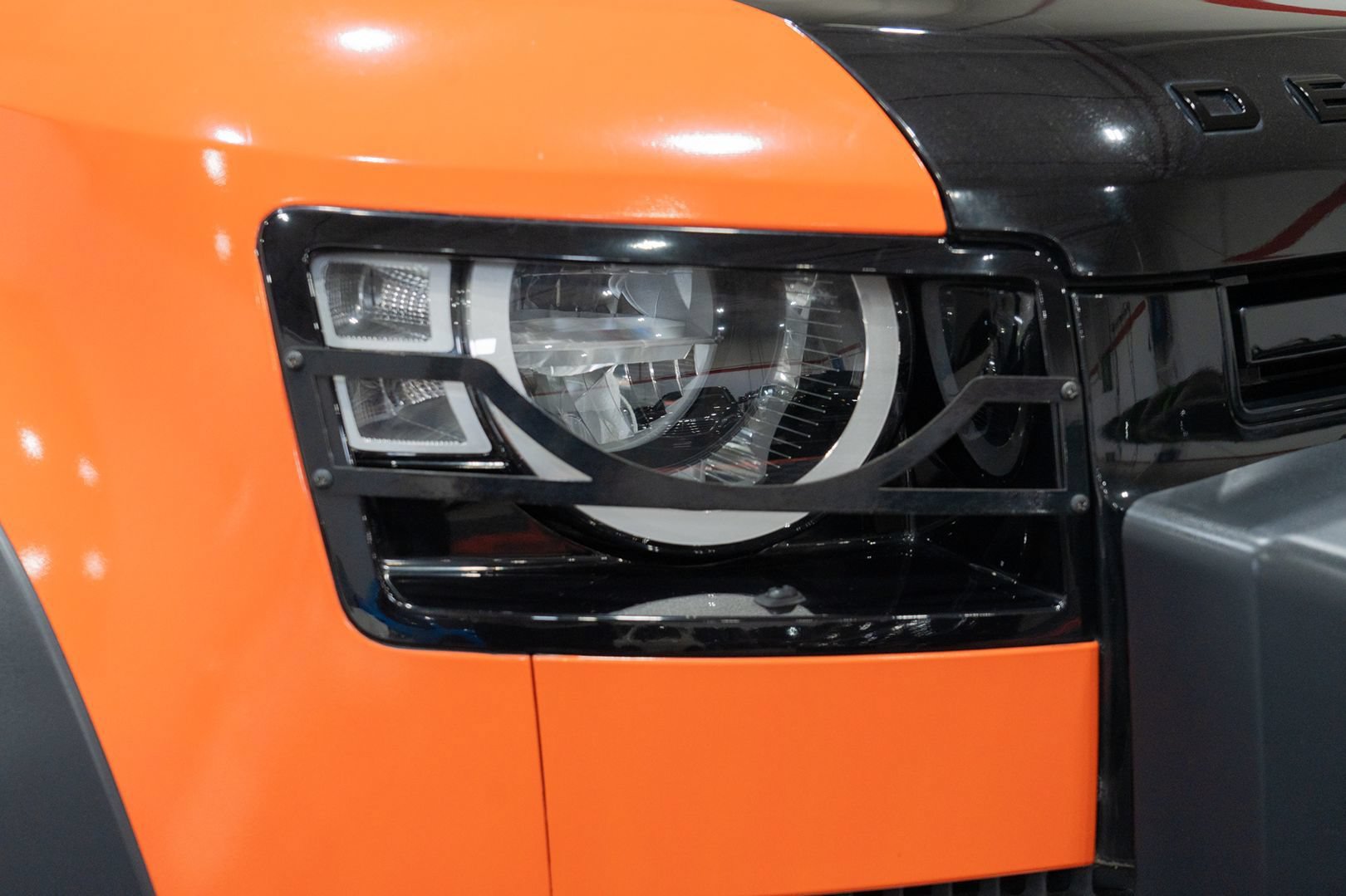 Used 2022 Land Rover Defender 110 S AWD/4WD image 19