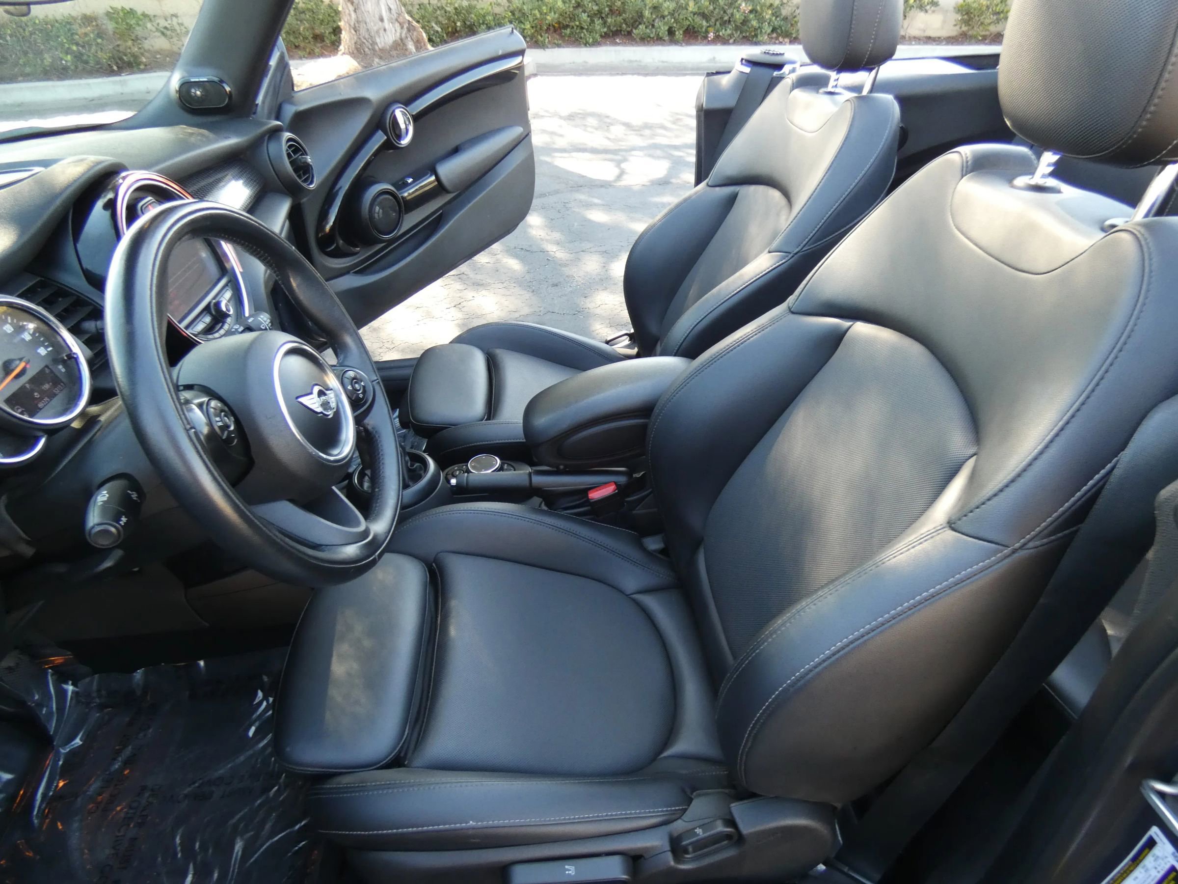 Used 2018 MINI Cooper S image 38