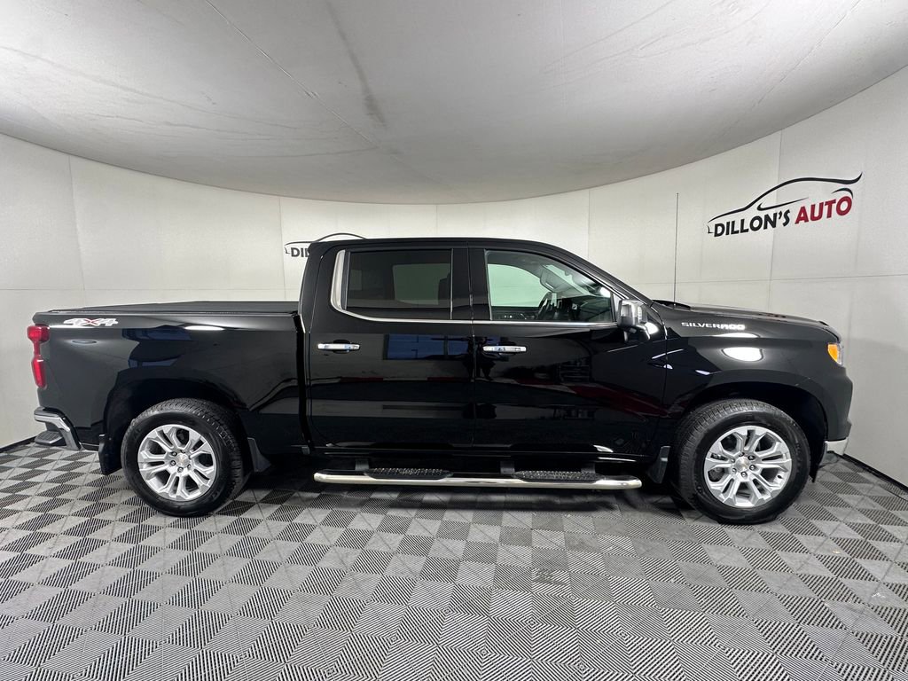 Used 2024 Chevrolet Silverado 1500 LTZ w/ LTZ Convenience Package II image 9