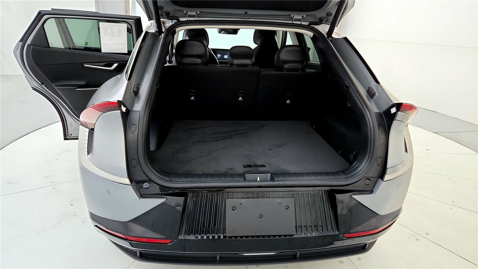 Used 2022 Kia EV6 GT-Line w/ First Edition Package image 32