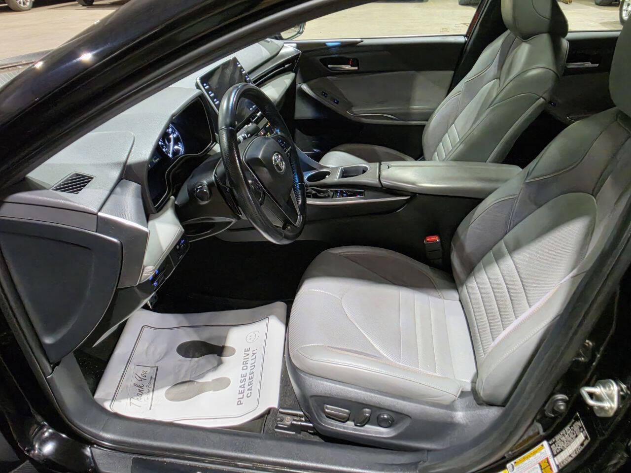 Used 2019 Toyota Avalon XSE w/ All Weather Liner Package FWD image 24