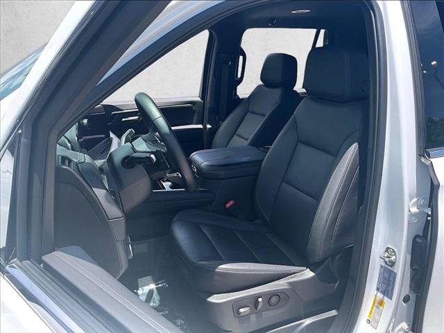 Used 2025 Chevrolet Tahoe LT RWD image 27