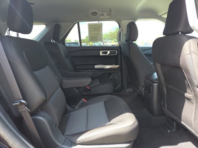 Used 2024 Ford Explorer XLT RWD image 18