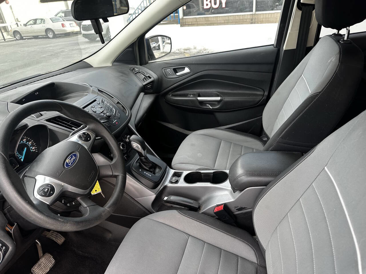 Used 2015 Ford Escape SE image 19