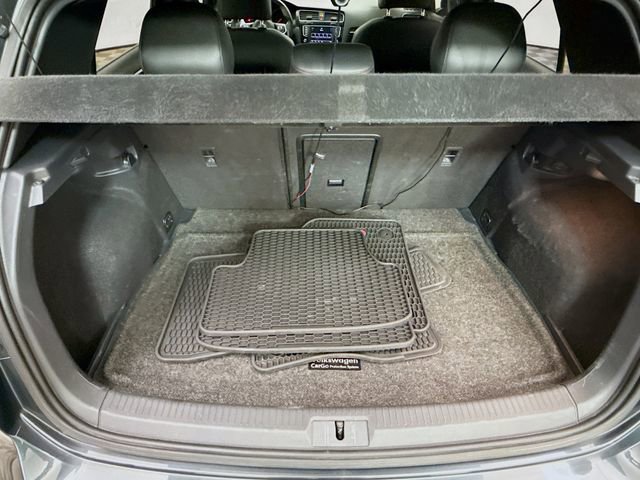 Used 2017 Volkswagen GTI SE image 26