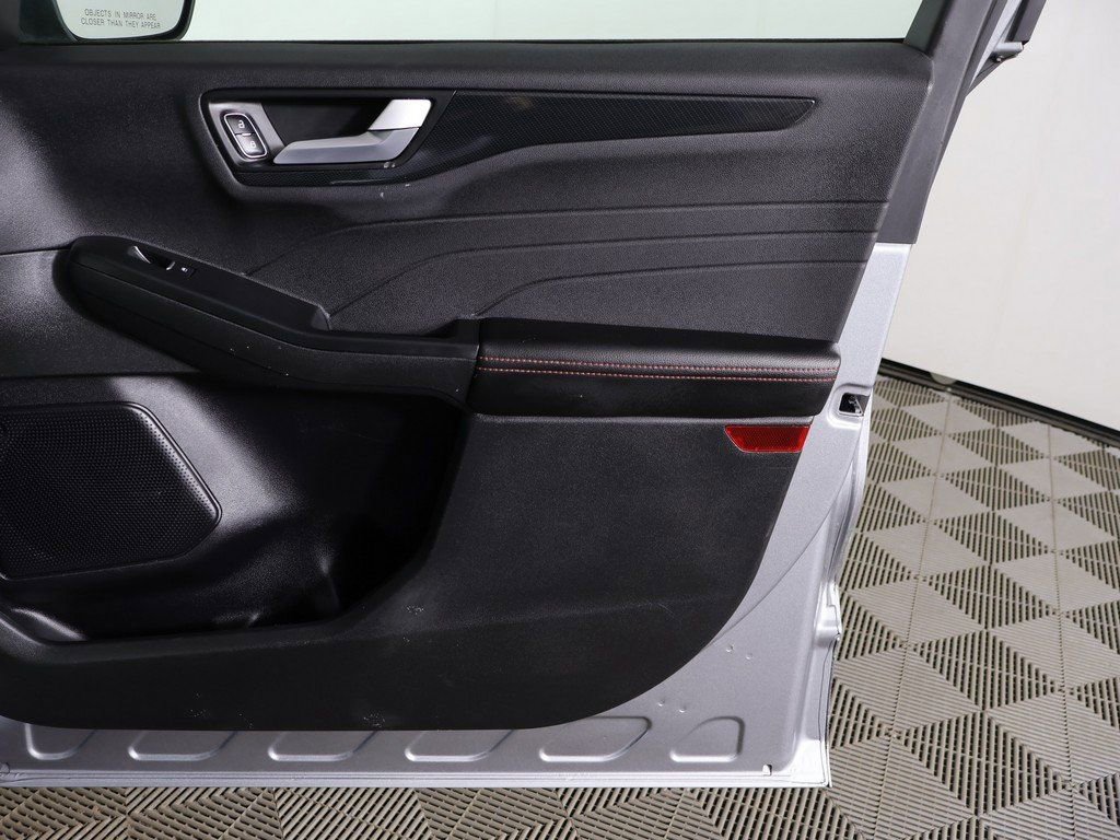 Used 2023 Ford Escape ST-Line w/ Tech Pack #1 image 25