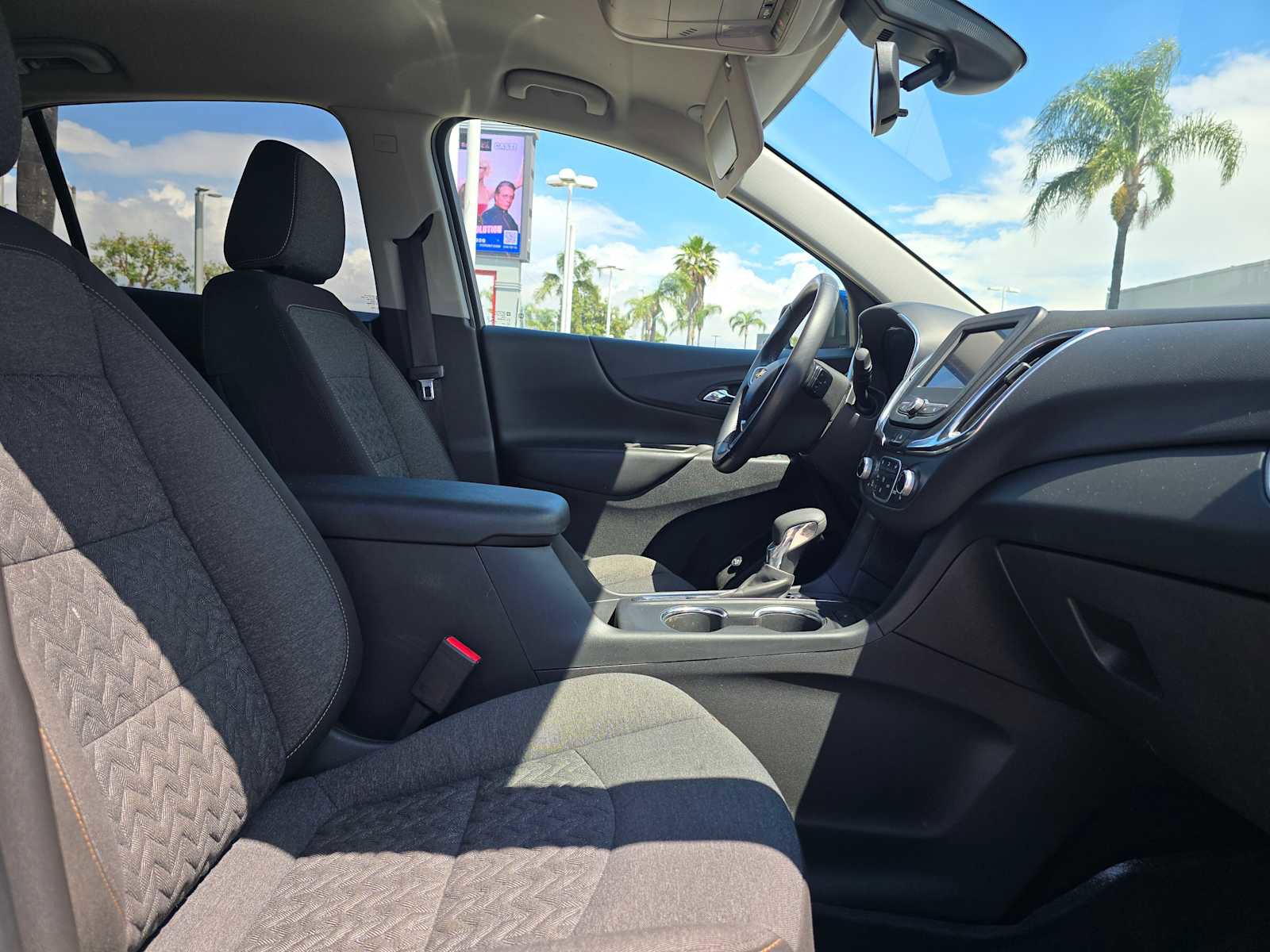 Used 2022 Chevrolet Equinox LT FWD image 11