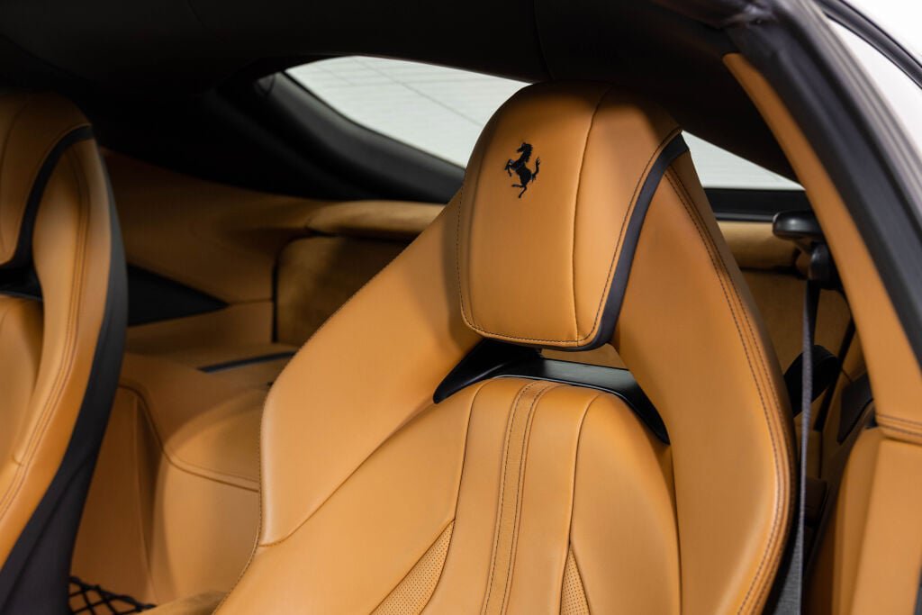 Certified 2019 Ferrari 812 Superfast RWD image 31