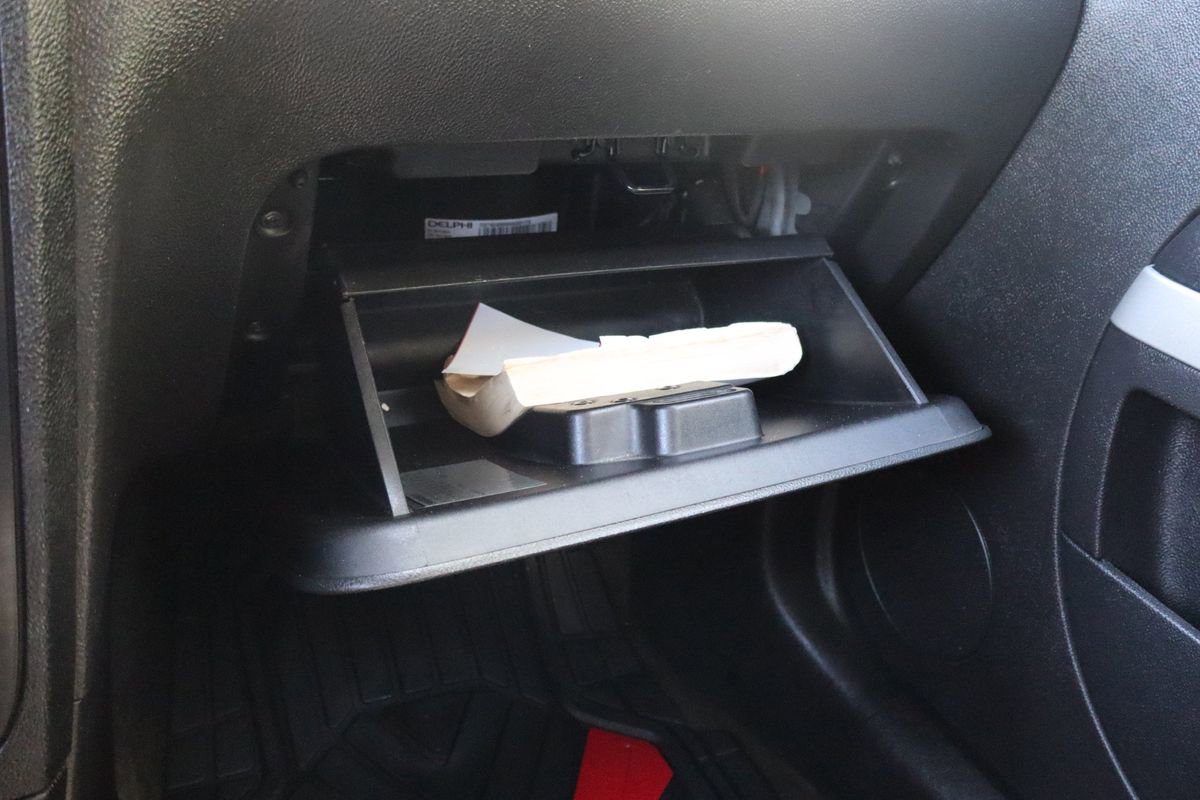 Used 2011 Chevrolet HHR LS image 34