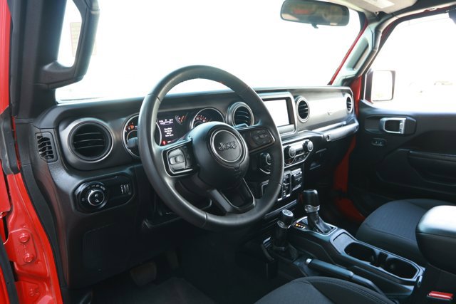 Used 2023 Jeep Gladiator Sport AWD/4WD image 22