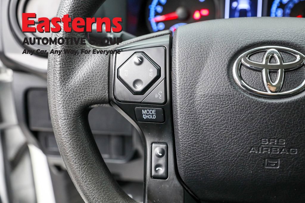 Used 2022 Toyota Tacoma SR w/ SR Convenience Package image 15
