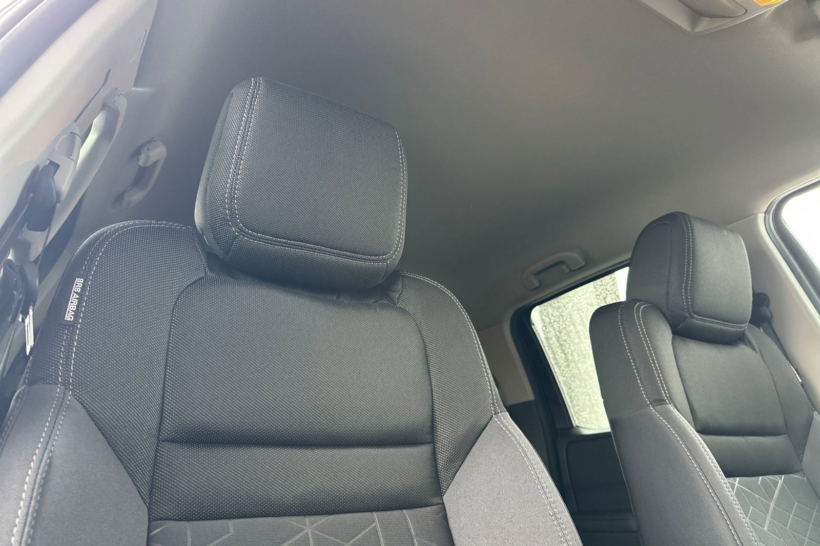 Used 2025 Nissan Frontier SV w/ SV Convenience Package image 18