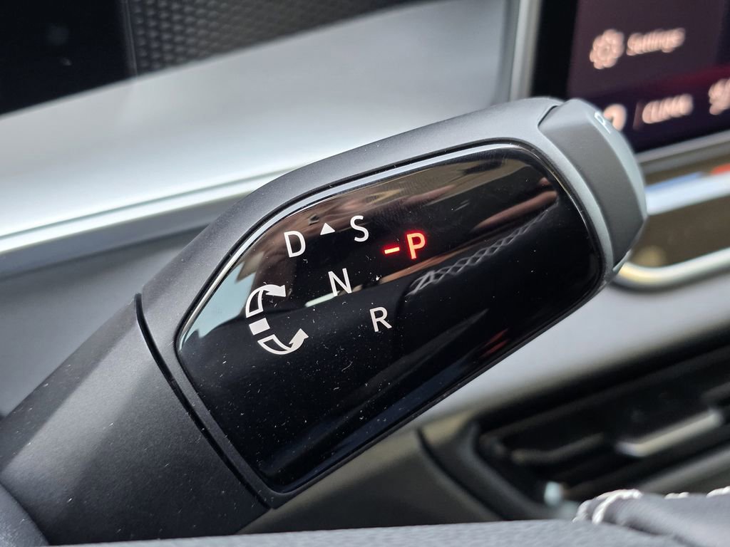 New 2026 Volkswagen Tiguan SE image 15