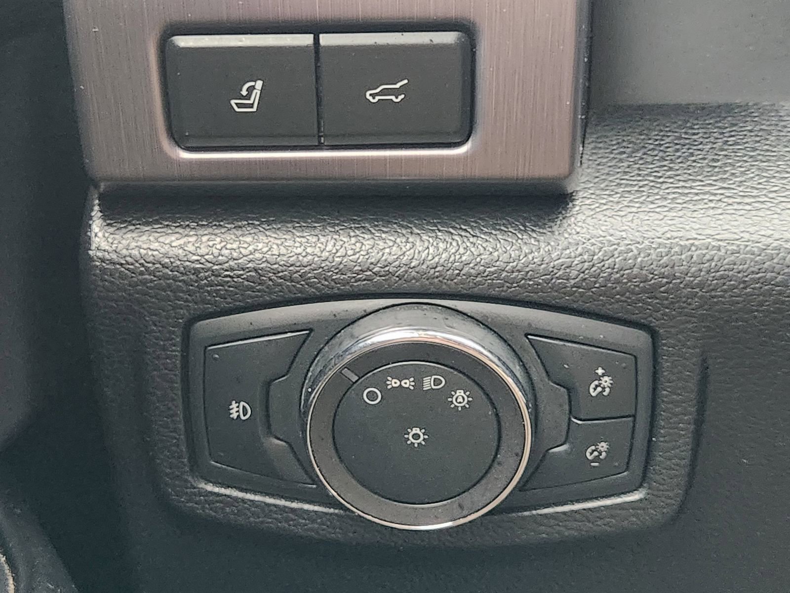 Used 2019 Ford Expedition Platinum RWD image 23