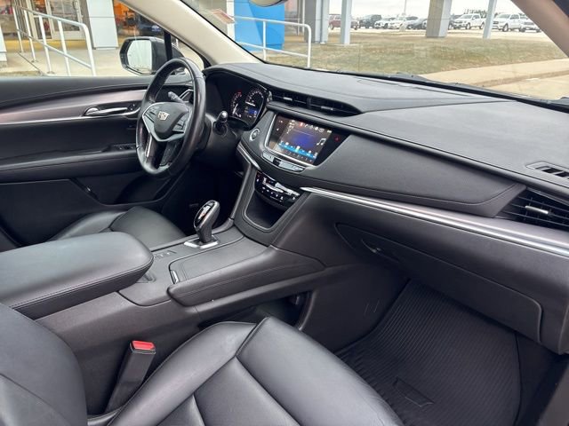 Used 2019 Cadillac XT5 Premium Luxury w/ Driver Assist Package image 23