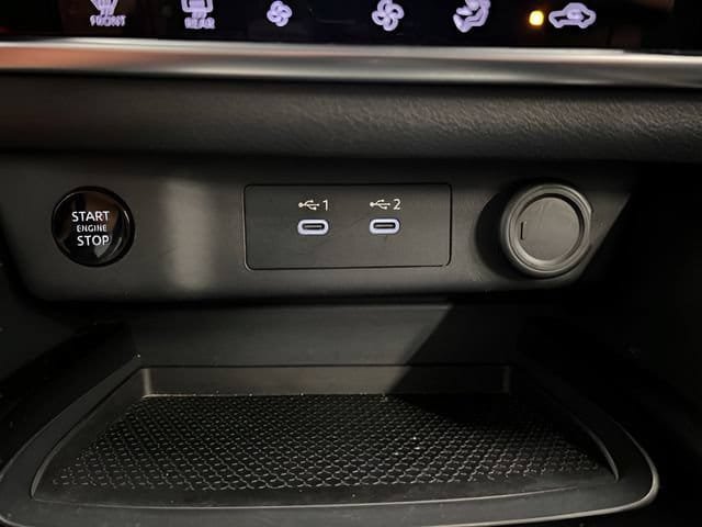 Used 2025 Nissan Rogue SV AWD/4WD image 25