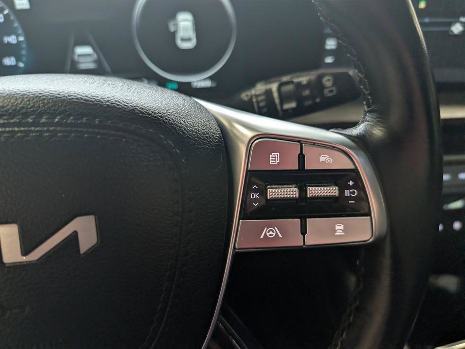 Used 2023 Kia Telluride SX X-Line AWD/4WD image 15
