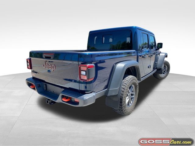 Used 2025 Jeep Gladiator Mojave w/ Convenience Group AWD/4WD image 3