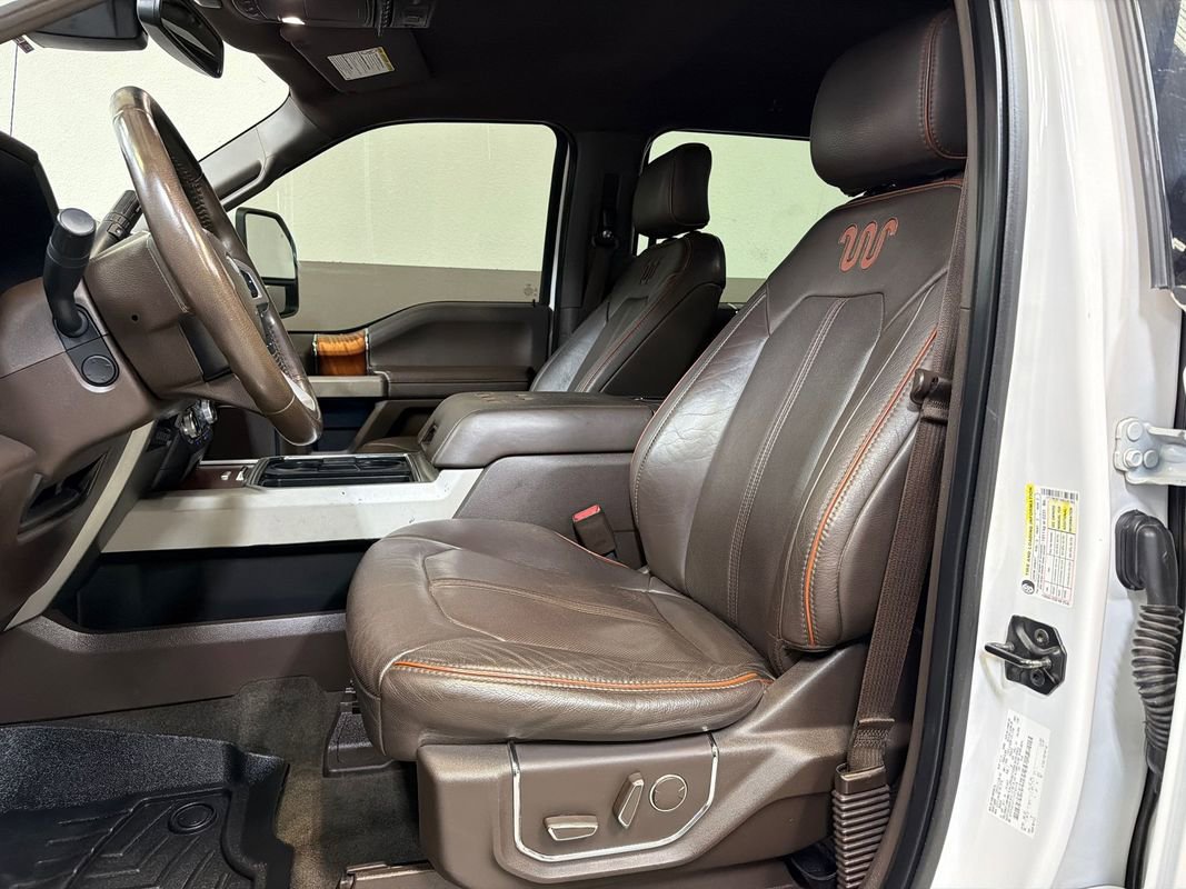 Used 2017 Ford F250 King Ranch w/ FX4 Off-Road Package AWD/4WD image 12