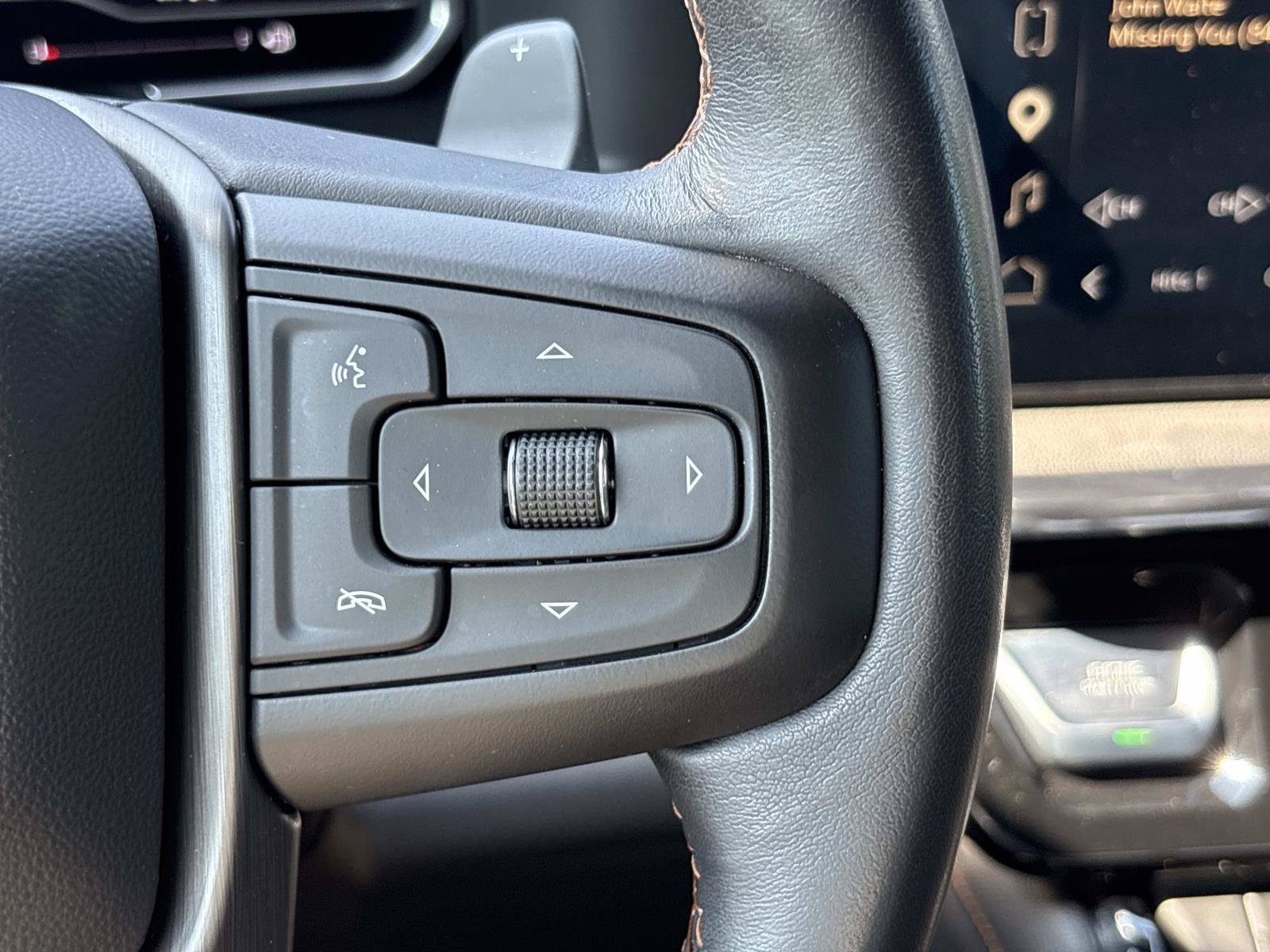 Used 2023 GMC Sierra 1500 AT4 w/ AT4 Premium Package AWD/4WD image 21